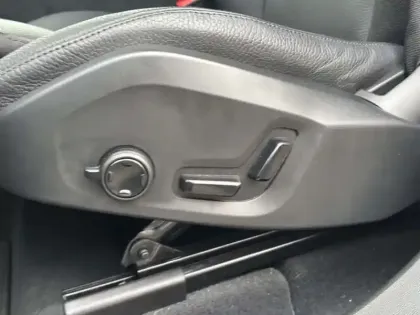 Photo 14 Volvo Xc60  T6 AWD Hybride rechargeable 253 ch+145 ch Geartronic 8