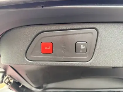 Photo 14 Citroën C5 aircross  Hybride Rechargeable 225 S&S e-EAT8