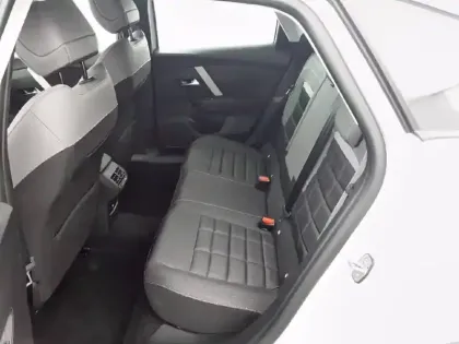 Photo 11 Citroën C4  Hybride 136 e-DCS6