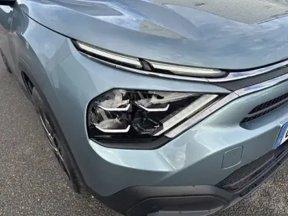 Photo 14 Citroën C4 e- 136 ch autonomie standard  Automatique