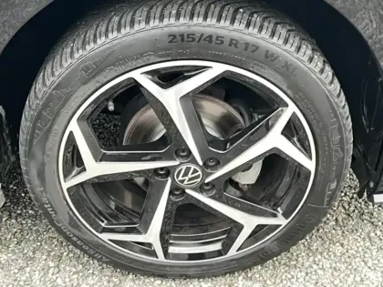 Photo 12 Volkswagen Polo  1.0 TSI 95 S&S DSG7