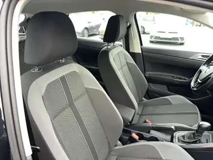 Photo 15 Volkswagen Polo  1.0 TSI 95 S&S DSG7