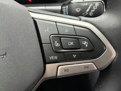 Photo 25 Volkswagen T-roc  1.0 TSI 116 Start/Stop BVM6