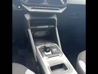 Photo 6 Dacia Duster  Hybrid 155