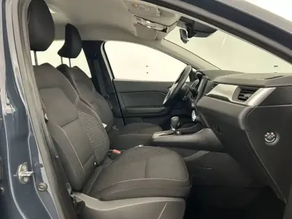 Photo 13 Renault Captur  E-Tech full hybrid 145