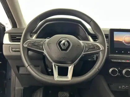 Photo 14 Renault Captur  E-Tech full hybrid 145