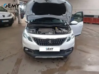 Photo 11 Peugeot 2008  1.2 PureTech 110ch S&S BVM5