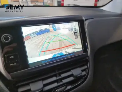 Photo 13 Peugeot 2008  1.2 PureTech 110ch S&S BVM5