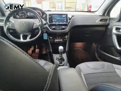 Photo 7 Peugeot 2008  1.2 PureTech 110ch S&S BVM5