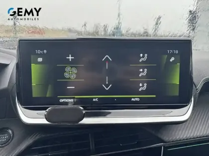 Photo 16 Peugeot 208  PureTech 130 S&S EAT8