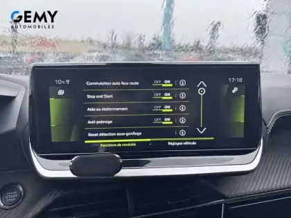 Photo 14 Peugeot 208  PureTech 130 S&S EAT8