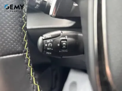 Photo 20 Peugeot 208  PureTech 130 S&S EAT8