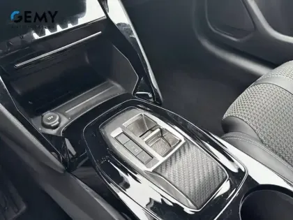 Photo 18 Peugeot 208  PureTech 130 S&S EAT8