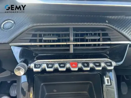 Photo 14 Peugeot 208  BlueHDi 100 S&S BVM6