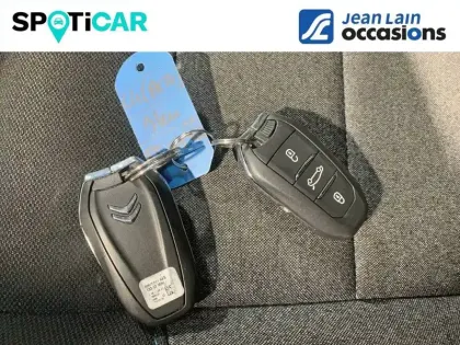 Photo 17 Citroën C4 Cactus  PureTech 110 S&S EAT6