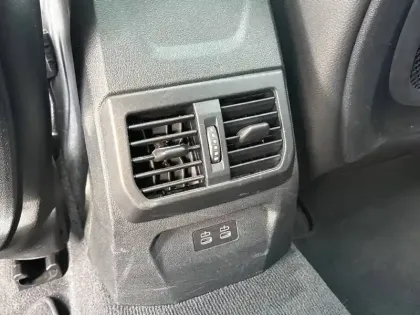 Photo 25 BMW Serie 1 120i 178 ch DKG7