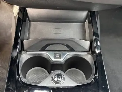 Photo 17 BMW Serie 1 120i 178 ch DKG7