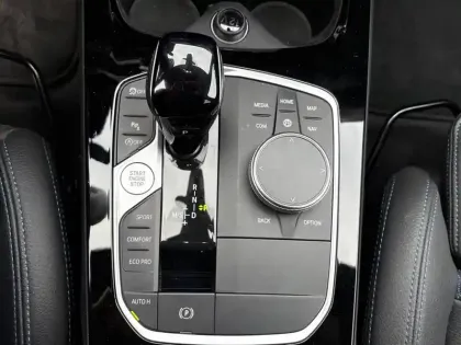 Photo 16 BMW Serie 1 120i 178 ch DKG7