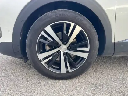 Photo 8 Peugeot 3008  BlueHDi 130ch S&S EAT8