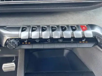 Photo 22 Peugeot 3008  BlueHDi 130ch S&S EAT8