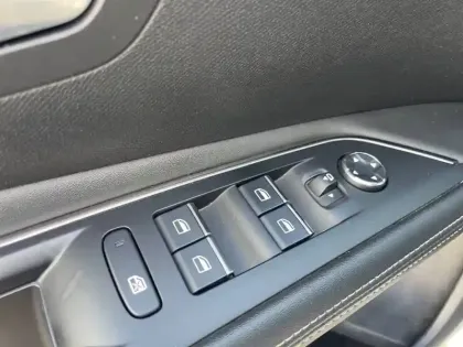 Photo 28 Peugeot 3008  BlueHDi 130ch S&S EAT8