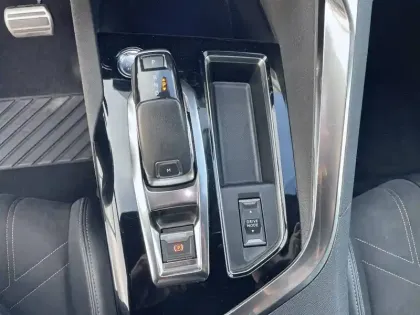 Photo 21 Peugeot 3008  BlueHDi 130ch S&S EAT8