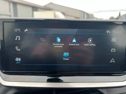 Photo 14 Peugeot 2008  PureTech 100 S&S BVM6