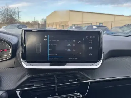 Photo 13 Peugeot 2008  PureTech 100 S&S BVM6