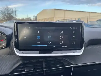 Photo 14 Peugeot 2008  PureTech 100 S&S BVM6