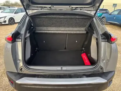 Photo 6 Peugeot 2008  PureTech 100 S&S BVM6