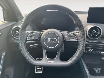 Photo 11 Audi Q2  35 TFSI 150 S tronic 7