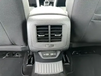 Photo 24 Volkswagen T-roc  2.0 TDI 116 Start/Stop BVM6