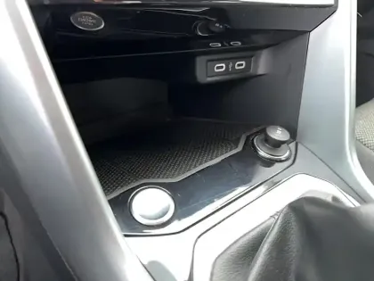 Photo 30 Volkswagen T-roc  2.0 TDI 116 Start/Stop BVM6