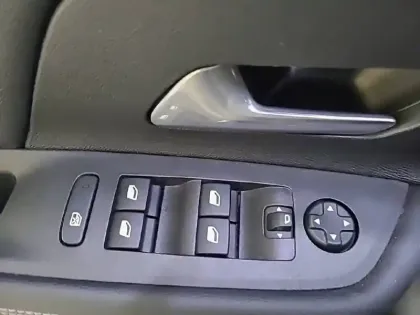 Photo 31 Opel Mokka  Electrique 136 ch & Batterie 50 kWh