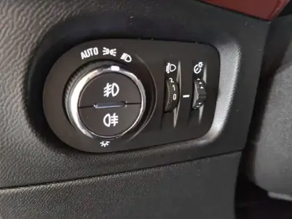 Photo 30 Opel Mokka  Electrique 136 ch & Batterie 50 kWh