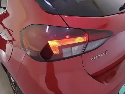 Photo 16 Opel Corsa  Electrique 136 ch & Batterie 50 kw/h