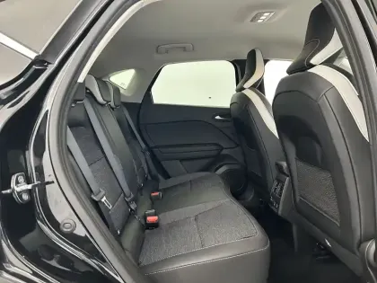 Photo 18 Renault Captur  TCe 140 EDC - 21