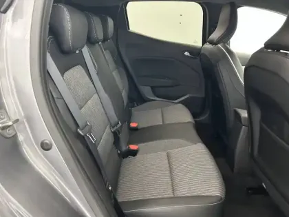 Photo 24 Renault Clio  E-Tech full hybrid 145