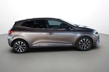 Photo 5 Renault Clio  E-Tech full hybrid 145