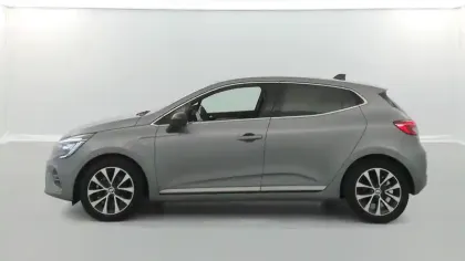 Photo 10 Renault Clio  E-Tech full hybrid 145