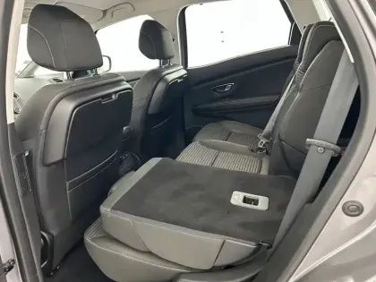 Photo 22 Renault Scenic  TCe 130 Energy