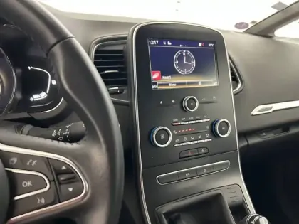 Photo 11 Renault Scenic  TCe 130 Energy