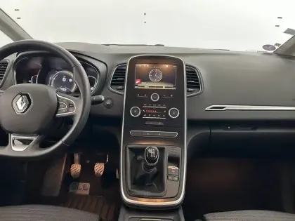 Photo 21 Renault Scenic  TCe 130 Energy