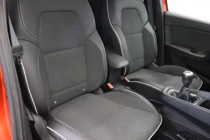 Photo 10 Renault Clio  TCe 100