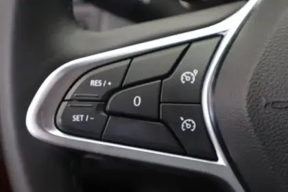 Photo 28 Renault Clio  TCe 100