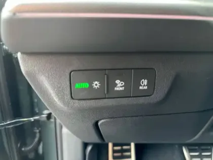 Photo 29 Audi Q3  TFSI 150 ch Hybride S tronic 7