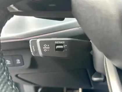 Photo 30 Audi Q3  TFSI 150 ch Hybride S tronic 7