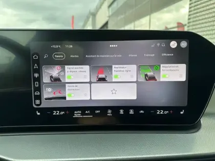 Photo 25 Audi Q3  TFSI 150 ch Hybride S tronic 7