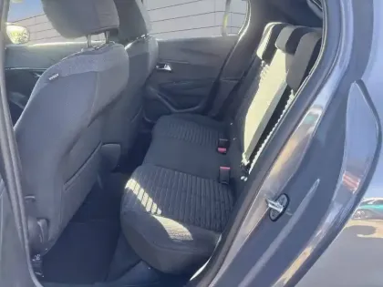 Photo 10 Peugeot 208  PureTech 100 S&S BVM6