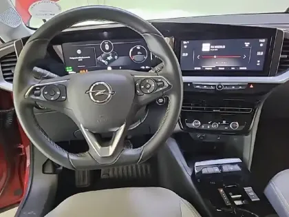 Photo 7 Opel Mokka  Electrique 136 ch & Batterie 50 kWh